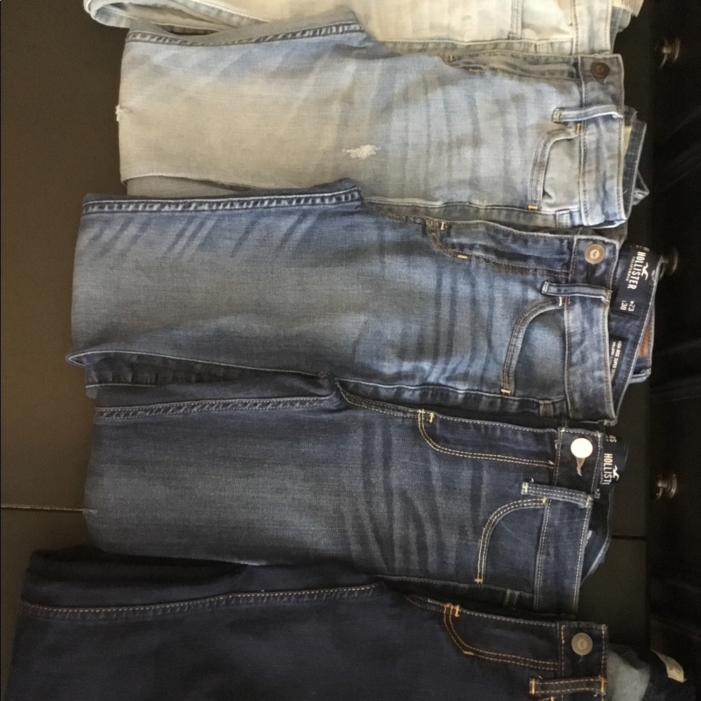 5 Pair Of Hollister Jeans